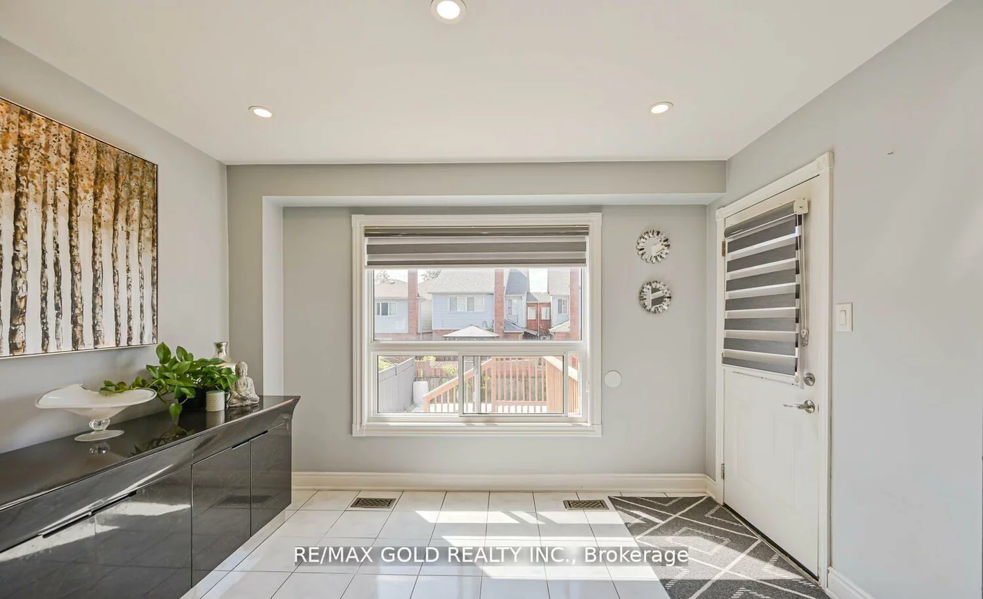 101, Beaconsfield, Fletcher's West, Brampton