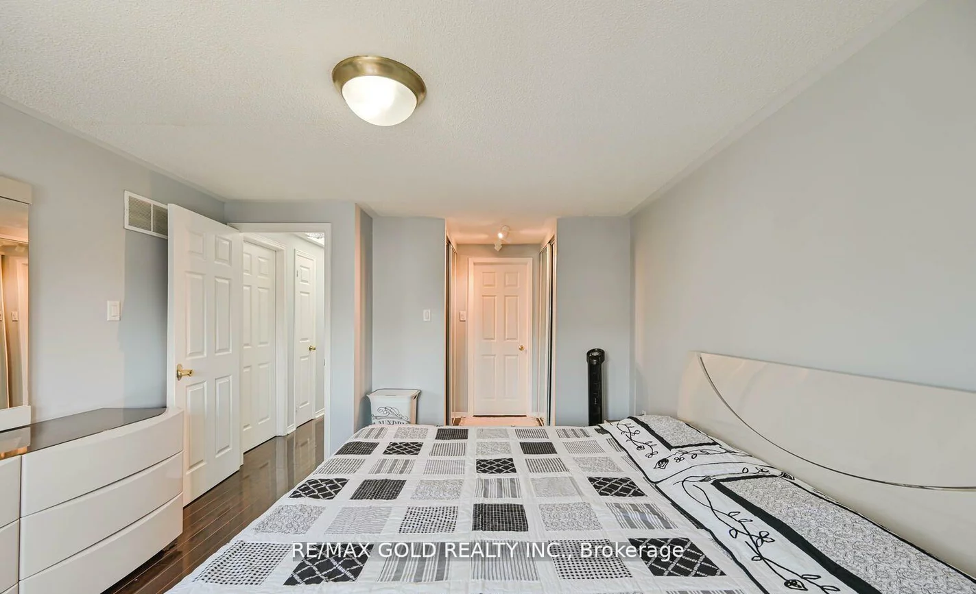 101, Beaconsfield, Fletcher's West, Brampton