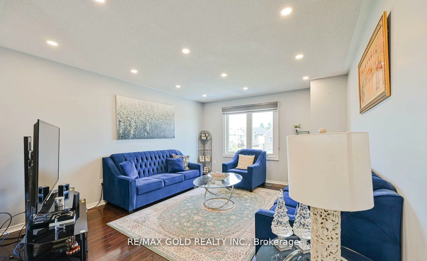 101, Beaconsfield, Fletcher's West, Brampton