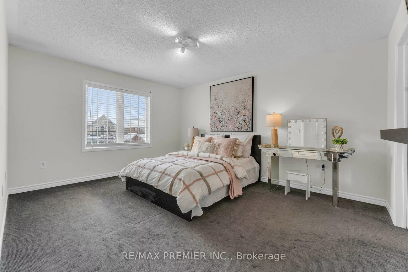 10, Pali, Vales of Castlemore, Brampton