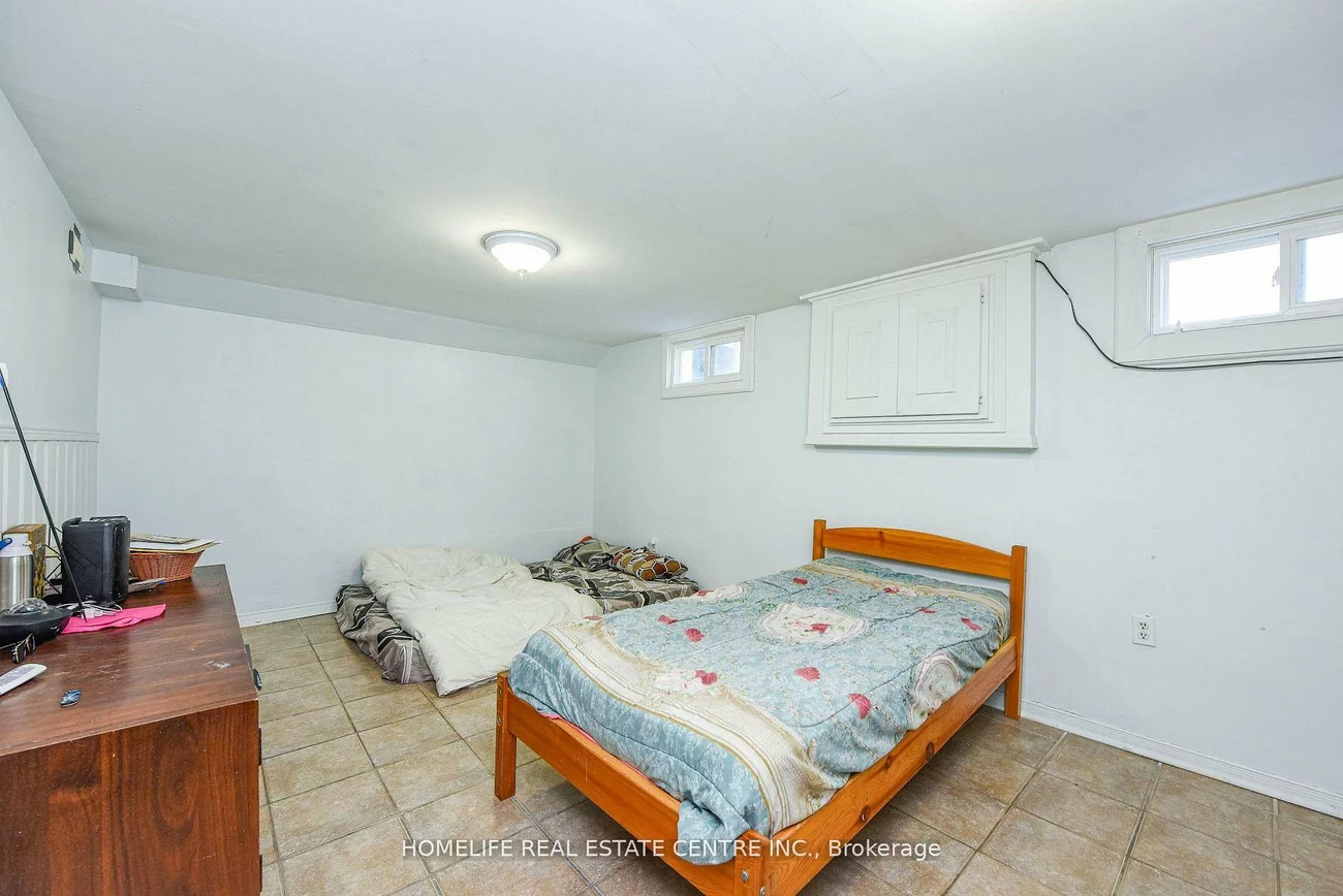 48, Northwood, Northwood Park, Brampton