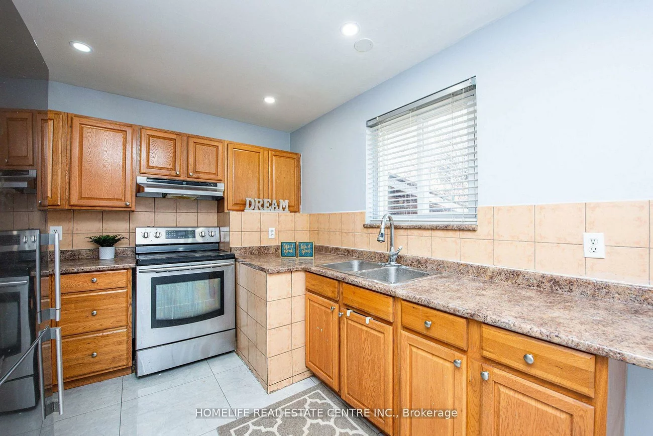 48, Northwood, Northwood Park, Brampton