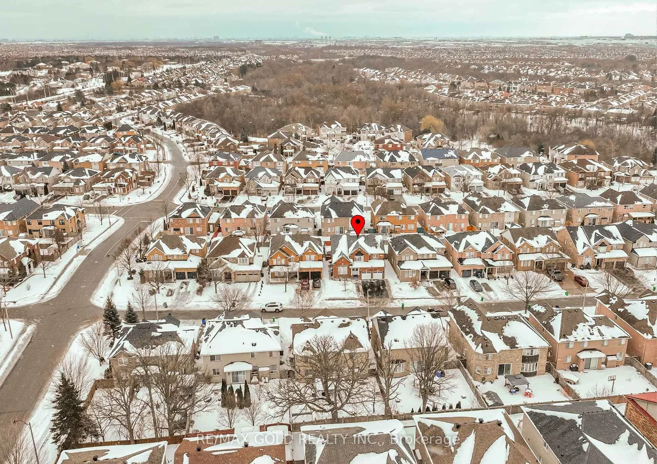 7, Bettey, Vales of Castlemore, Brampton