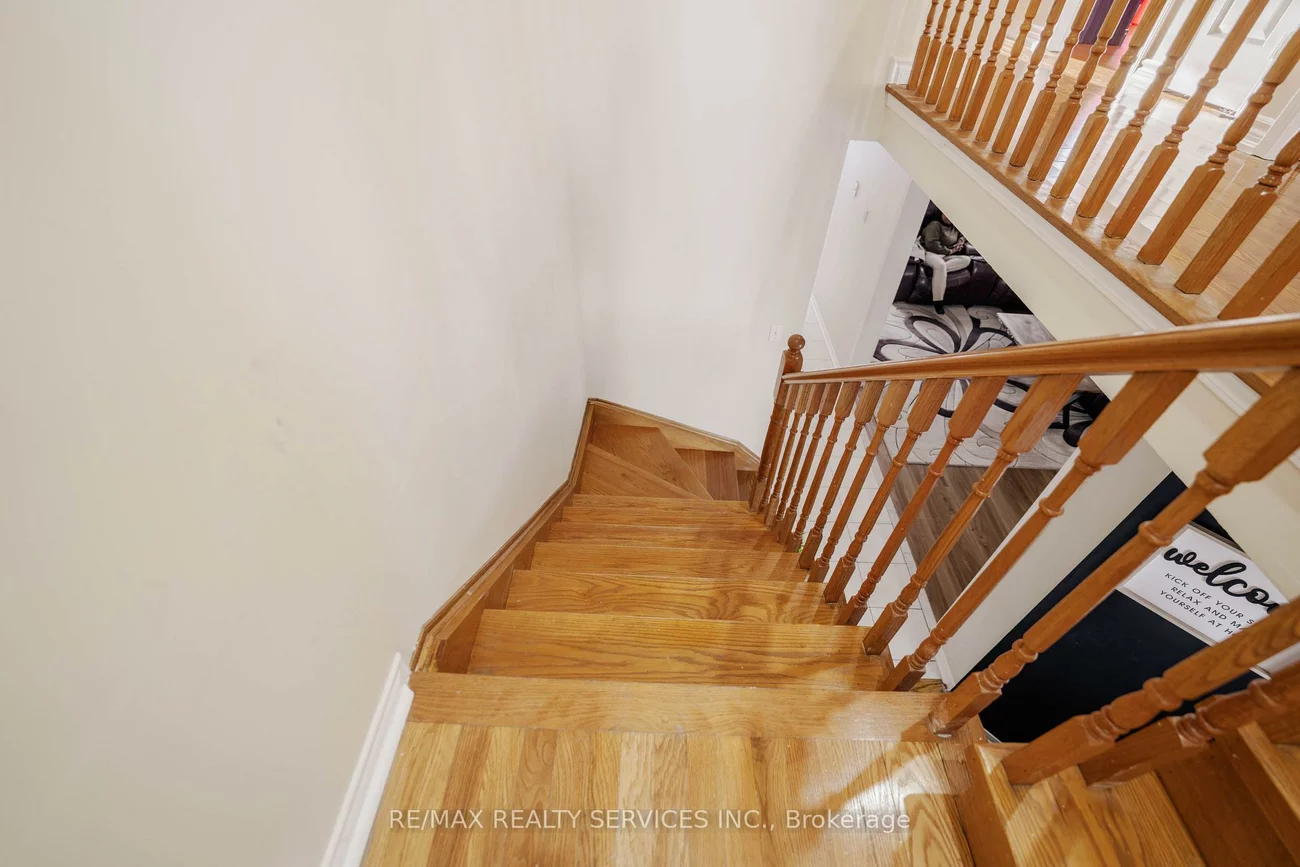 132, Lauraglen, Fletcher's Creek South, Brampton