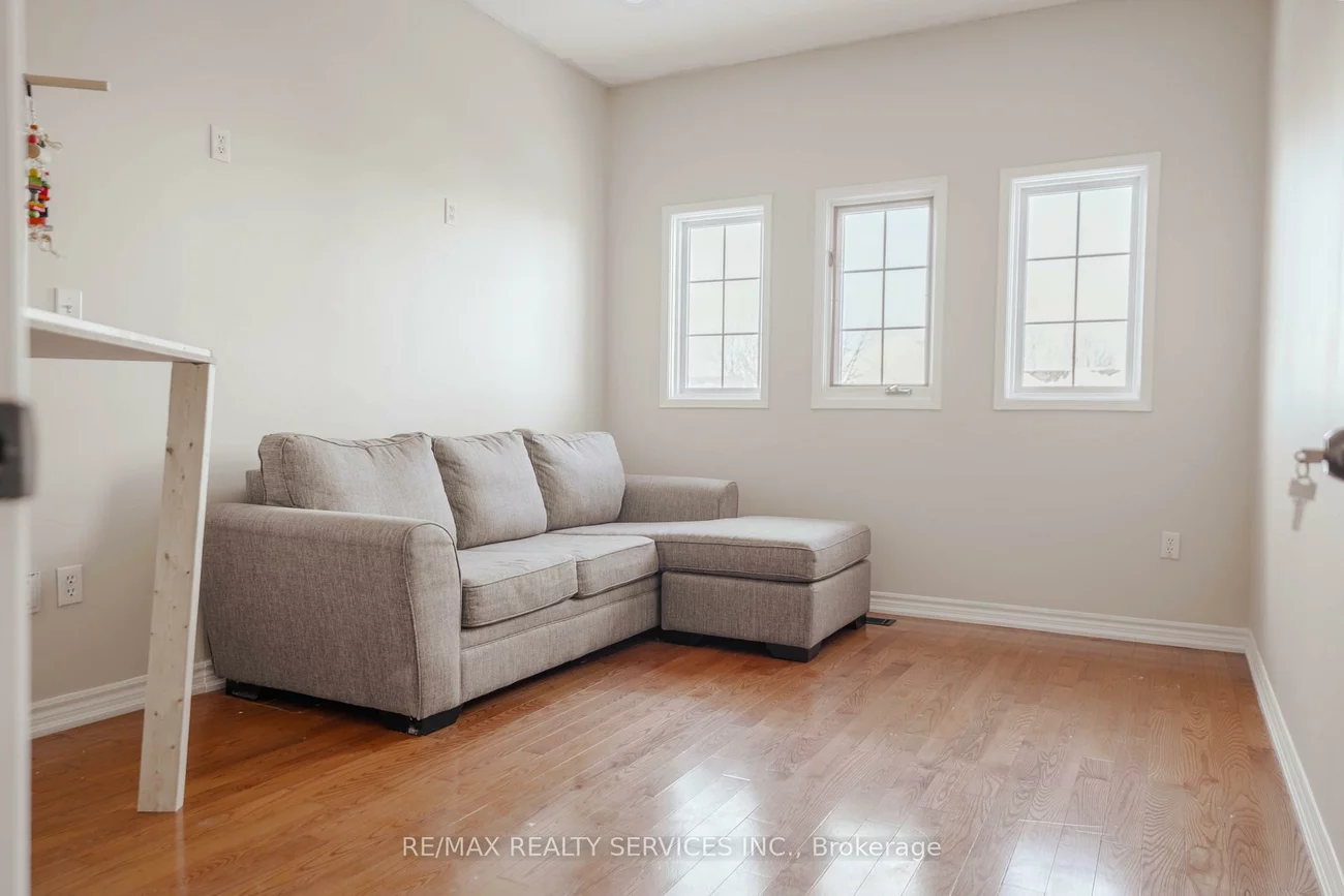 132, Lauraglen, Fletcher's Creek South, Brampton