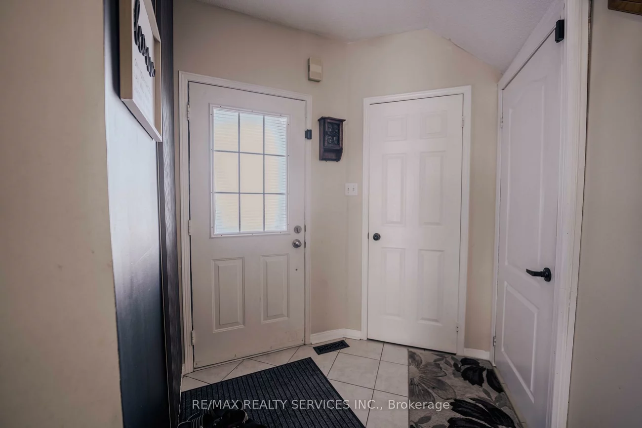 132, Lauraglen, Fletcher's Creek South, Brampton