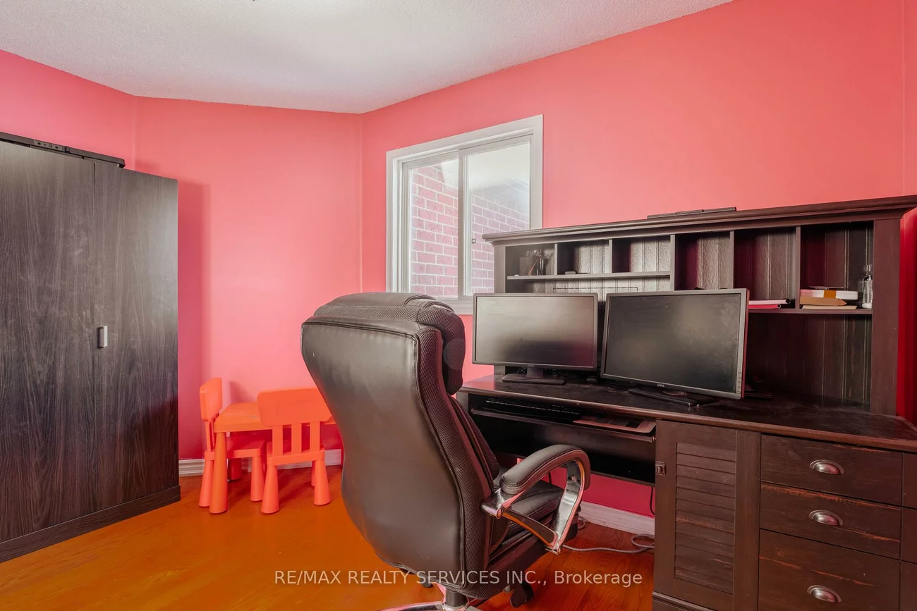 132, Lauraglen, Fletcher's Creek South, Brampton