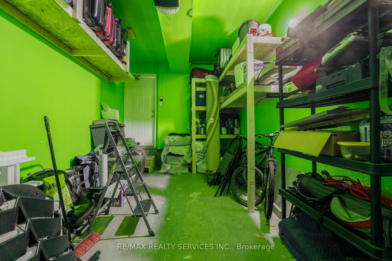 132, Lauraglen, Fletcher's Creek South, Brampton