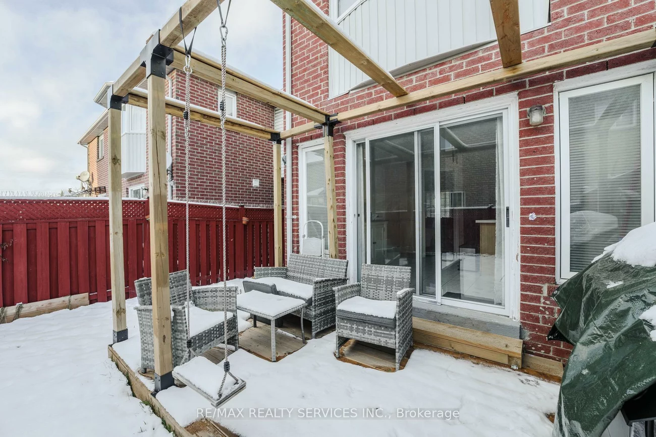 132, Lauraglen, Fletcher's Creek South, Brampton