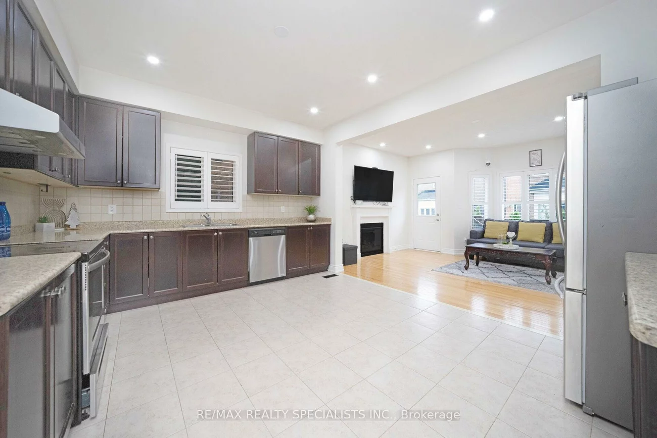 227, Valleyway, Credit Valley, Brampton