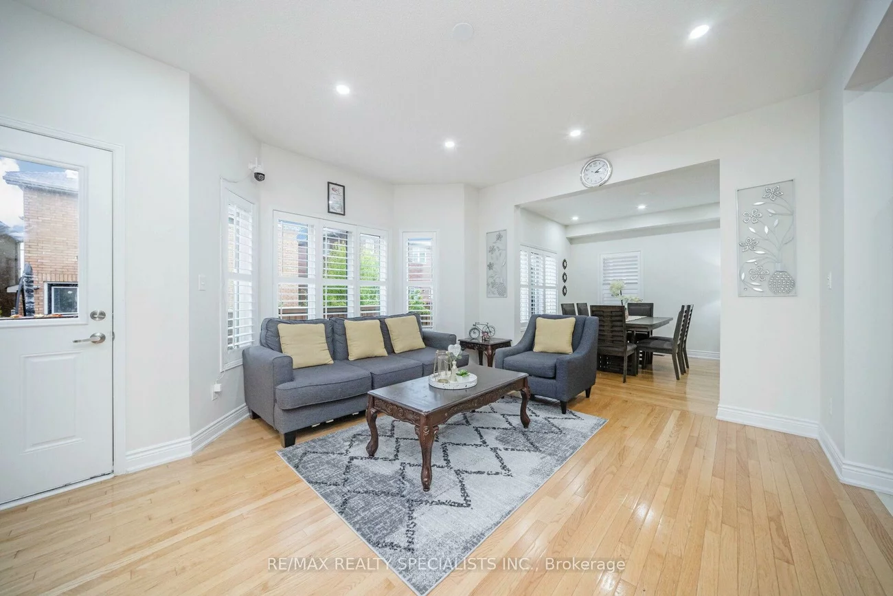 227, Valleyway, Credit Valley, Brampton