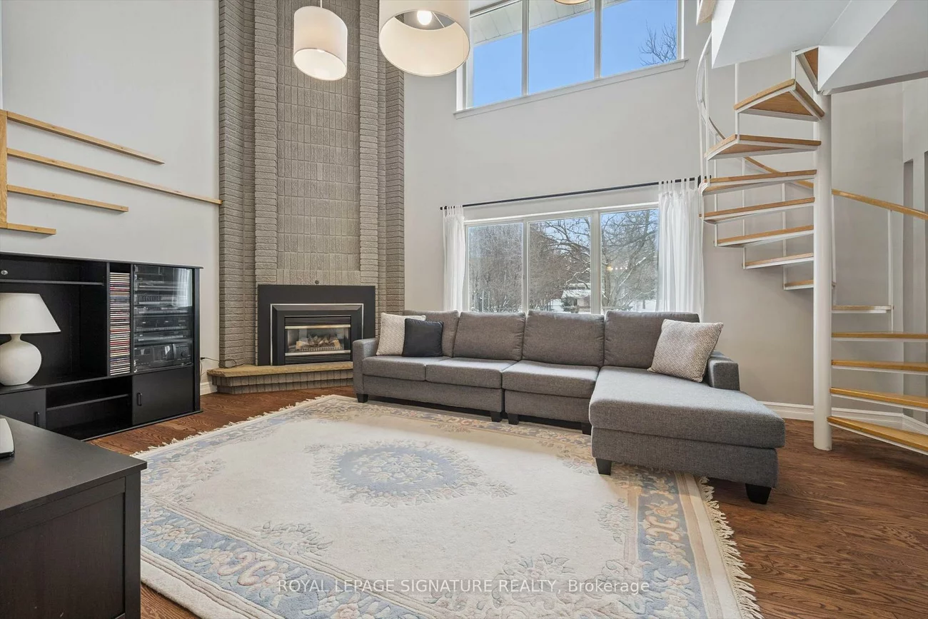 28, Manswood, Claireville Conservation, Brampton