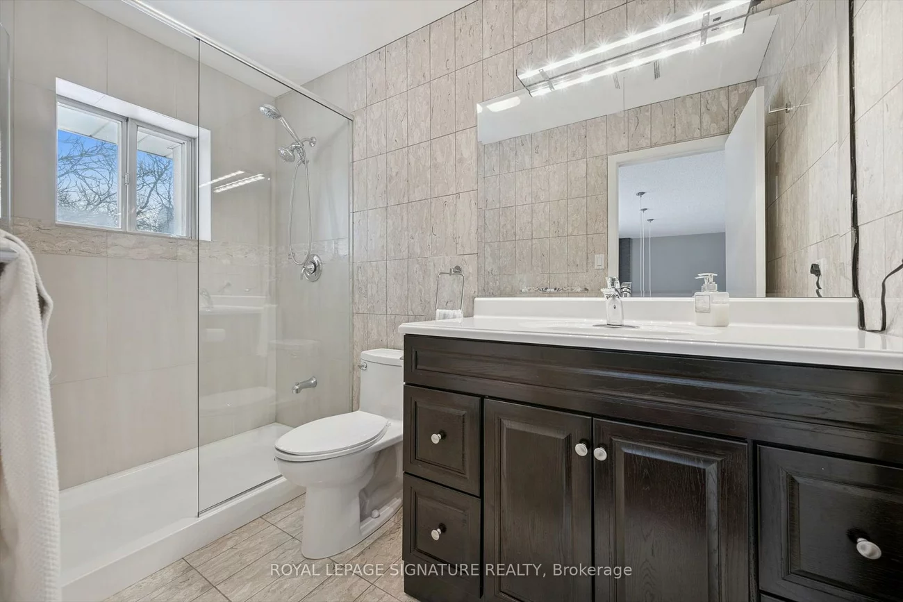 28, Manswood, Claireville Conservation, Brampton