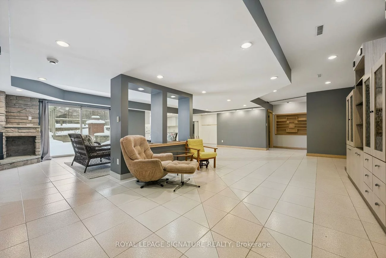 28, Manswood, Claireville Conservation, Brampton