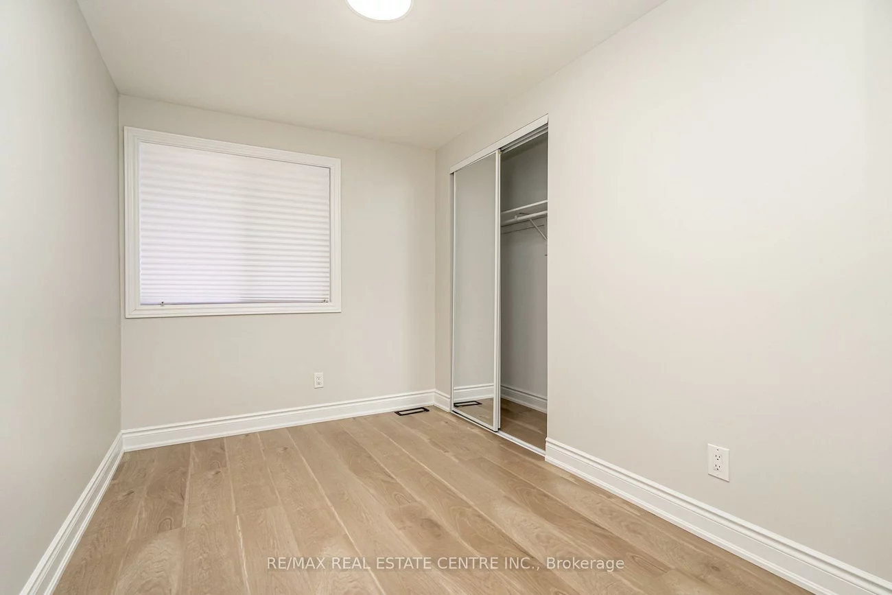 20, Hayden, Central Park, Brampton