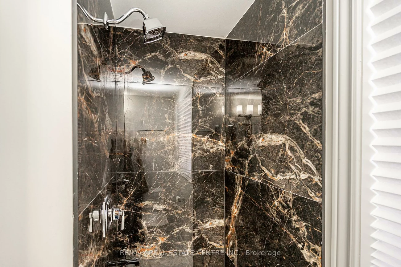 20, Hayden, Central Park, Brampton