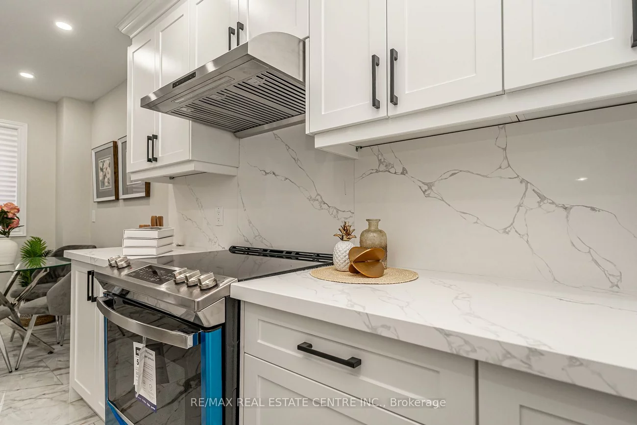 20, Hayden, Central Park, Brampton