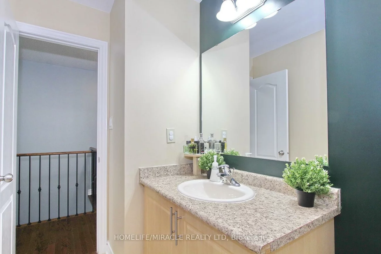 11, Bluffmeadow, Bram East, Brampton