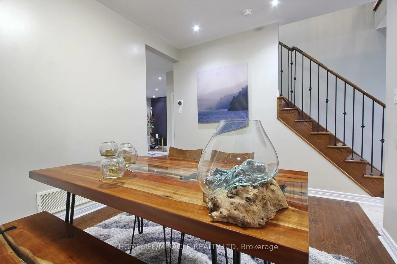 11, Bluffmeadow, Bram East, Brampton