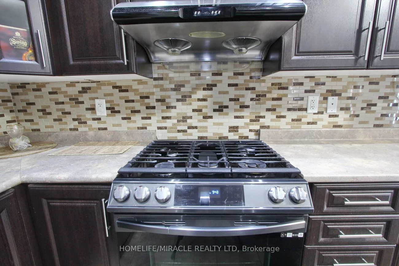 11, Bluffmeadow, Bram East, Brampton