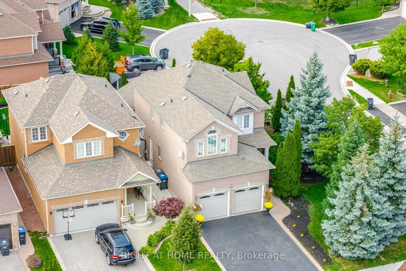 2, Melrose, Snelgrove, Brampton