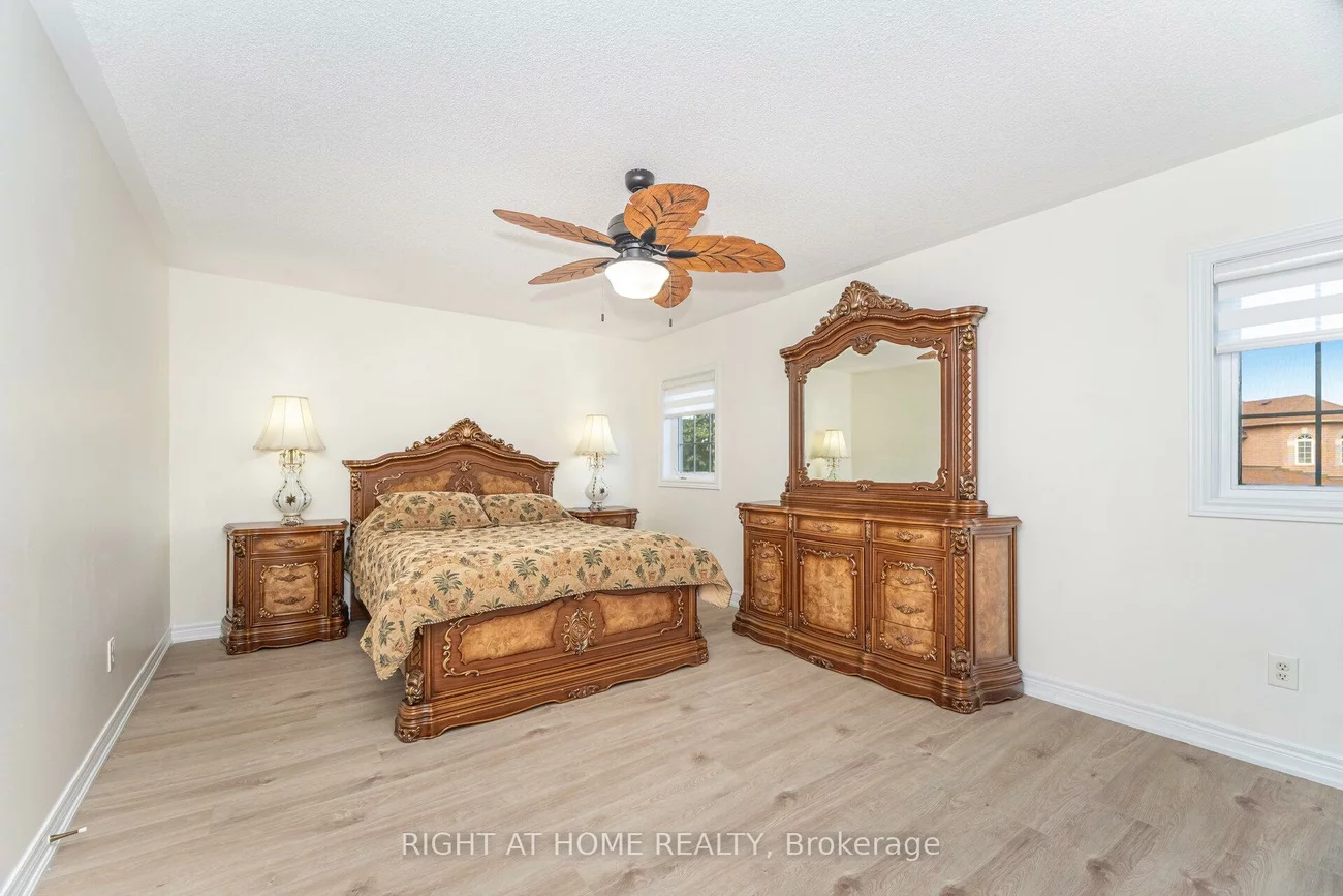 2, Melrose, Snelgrove, Brampton