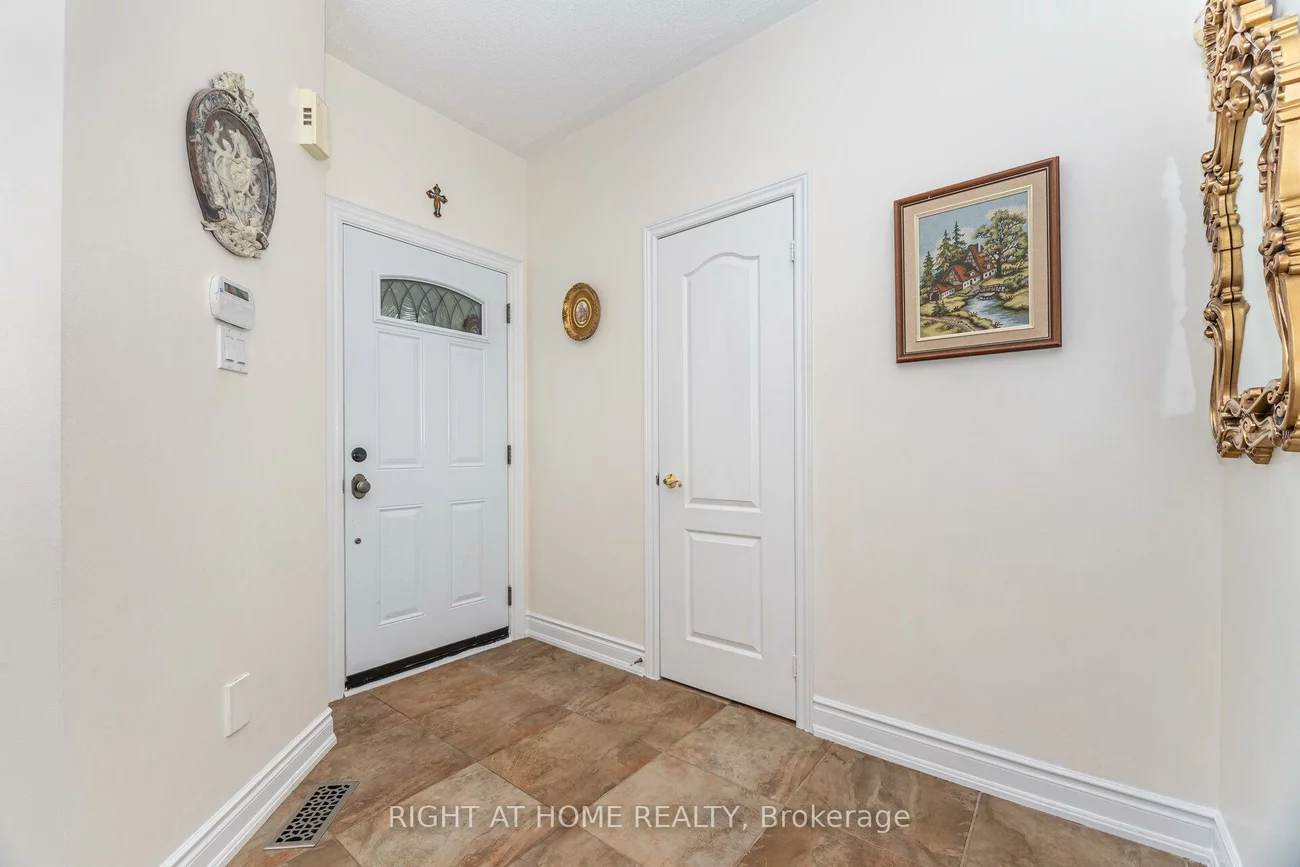 2, Melrose, Snelgrove, Brampton