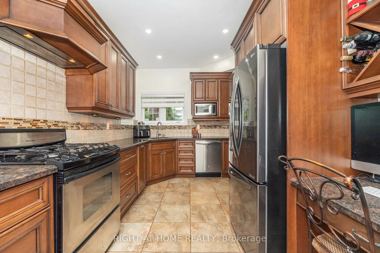 2, Melrose, Snelgrove, Brampton