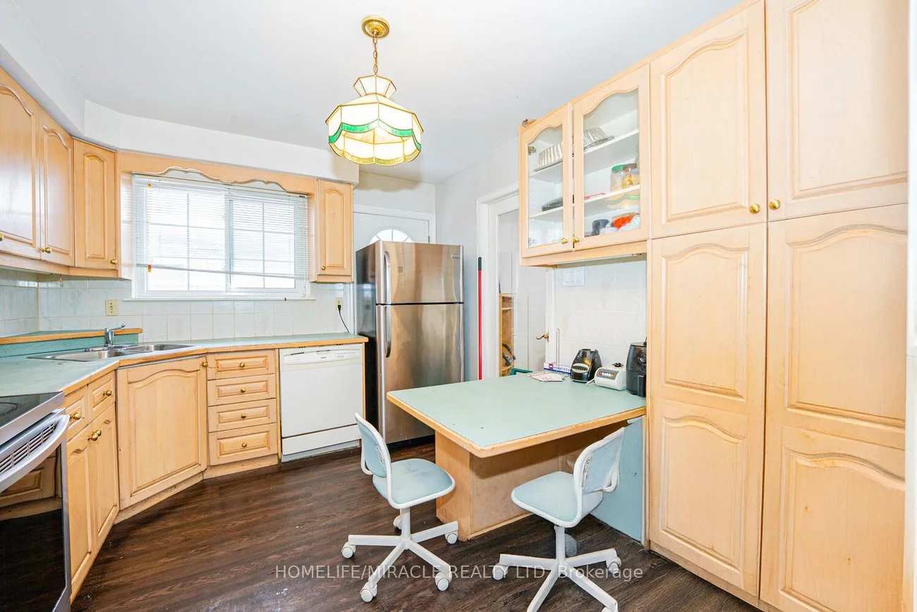 41, Duncannon, Southgate, Brampton