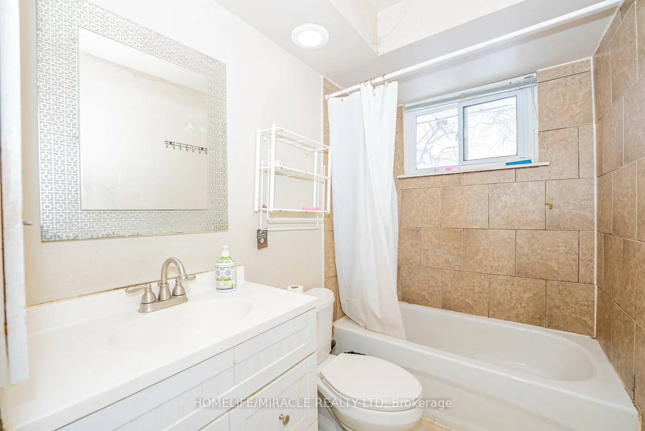 41, Duncannon, Southgate, Brampton