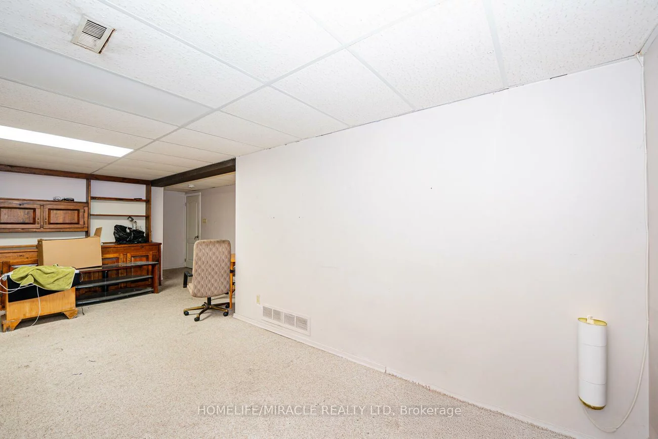 41, Duncannon, Southgate, Brampton