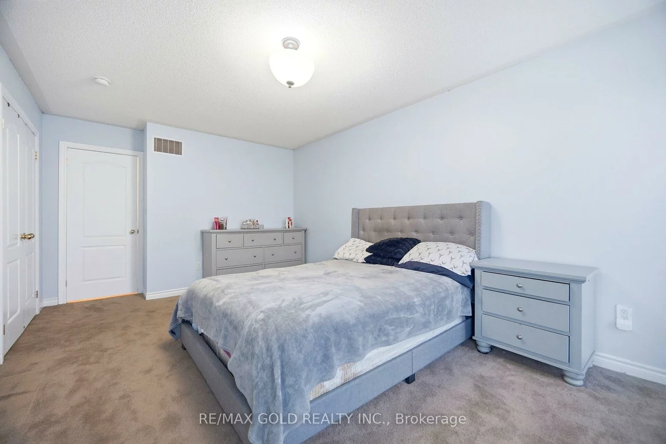 31, Kayak, Heart Lake East, Brampton