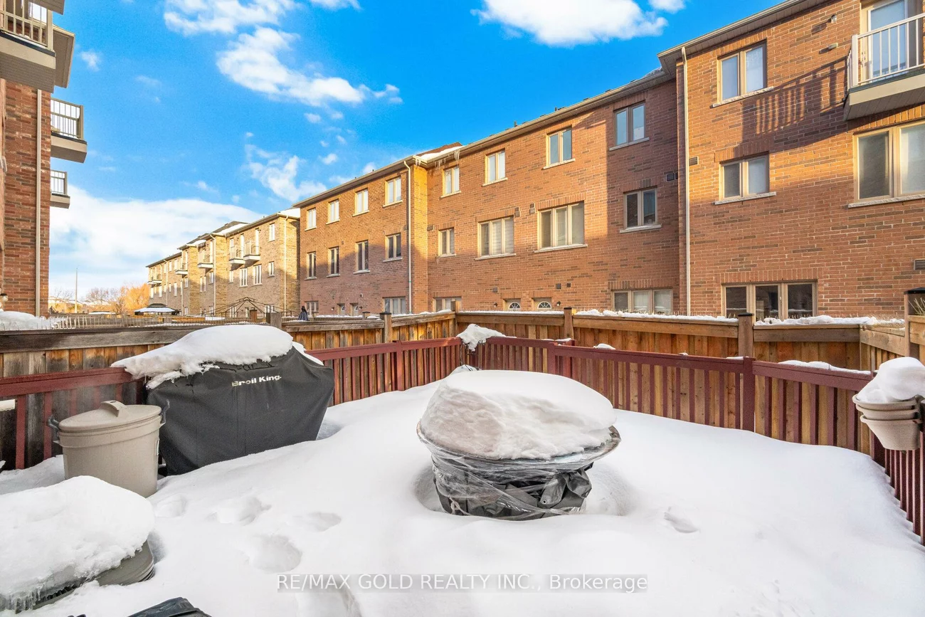 31, Kayak, Heart Lake East, Brampton