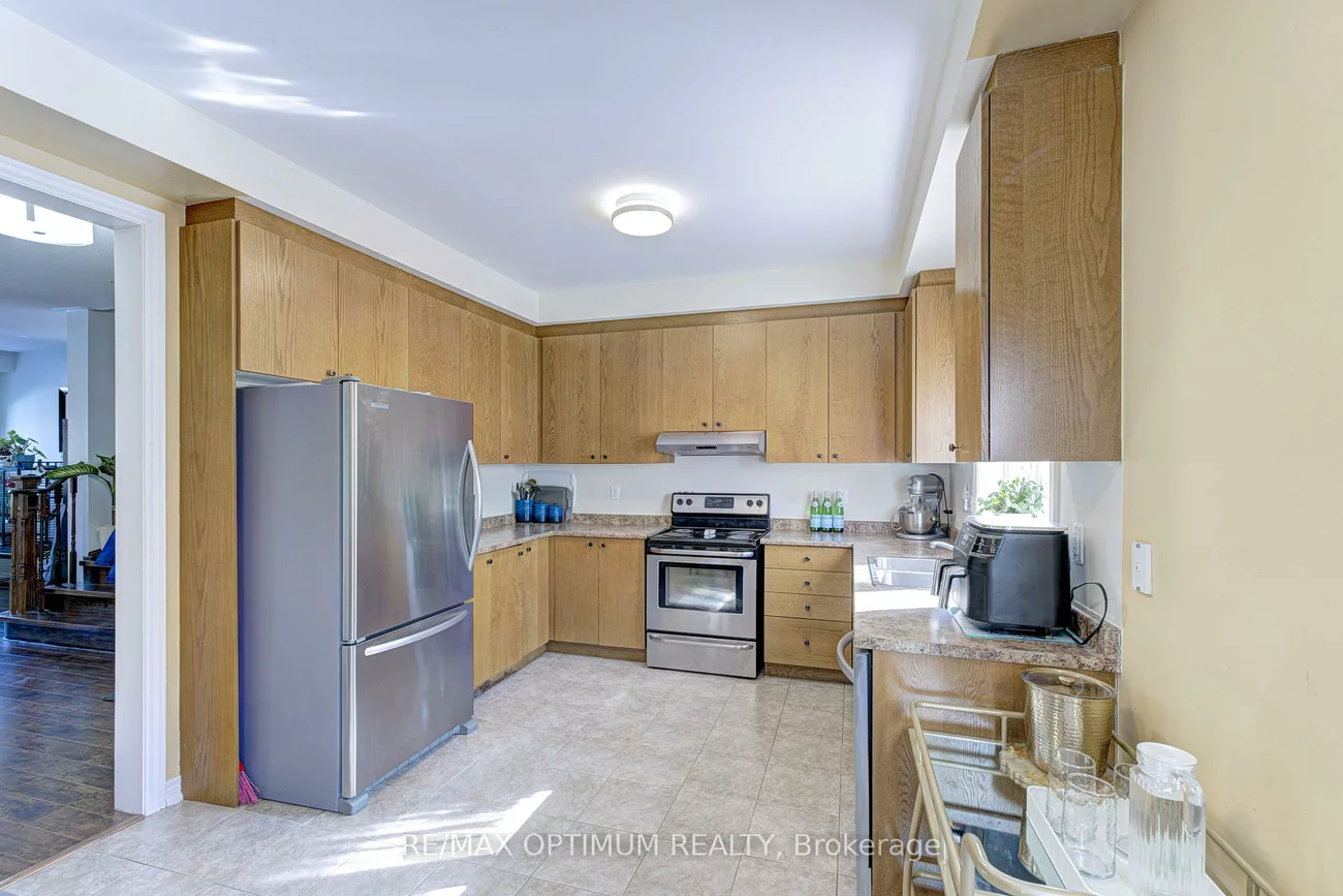 12, Gatlin, Bram West, Brampton