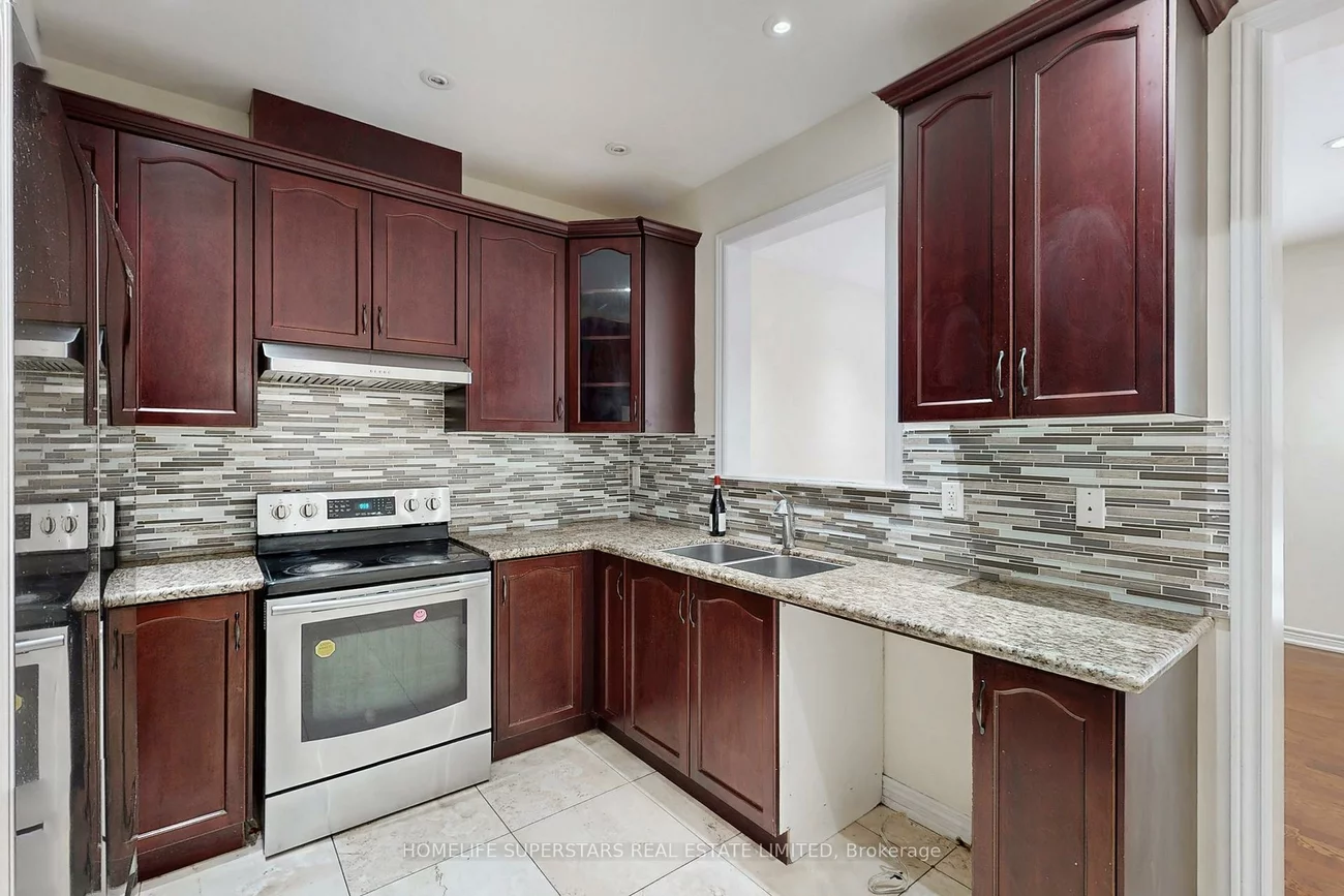 60, Ebury, Credit Valley, Brampton