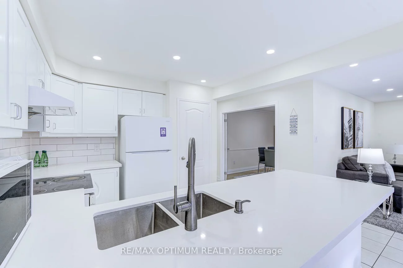 13, Ribbon, Sandringham-Wellington, Brampton