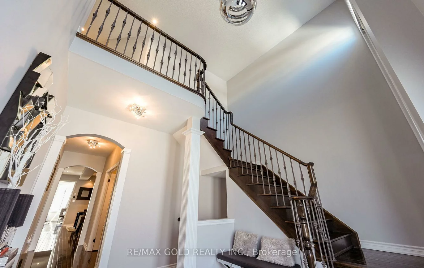 59, Kalmia, Credit Valley, Brampton