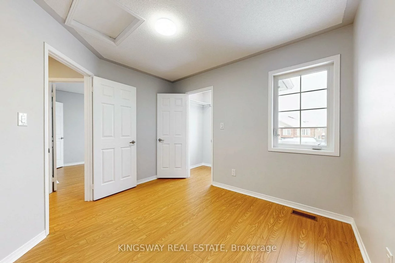 84, Abbotsbury, Credit Valley, Brampton