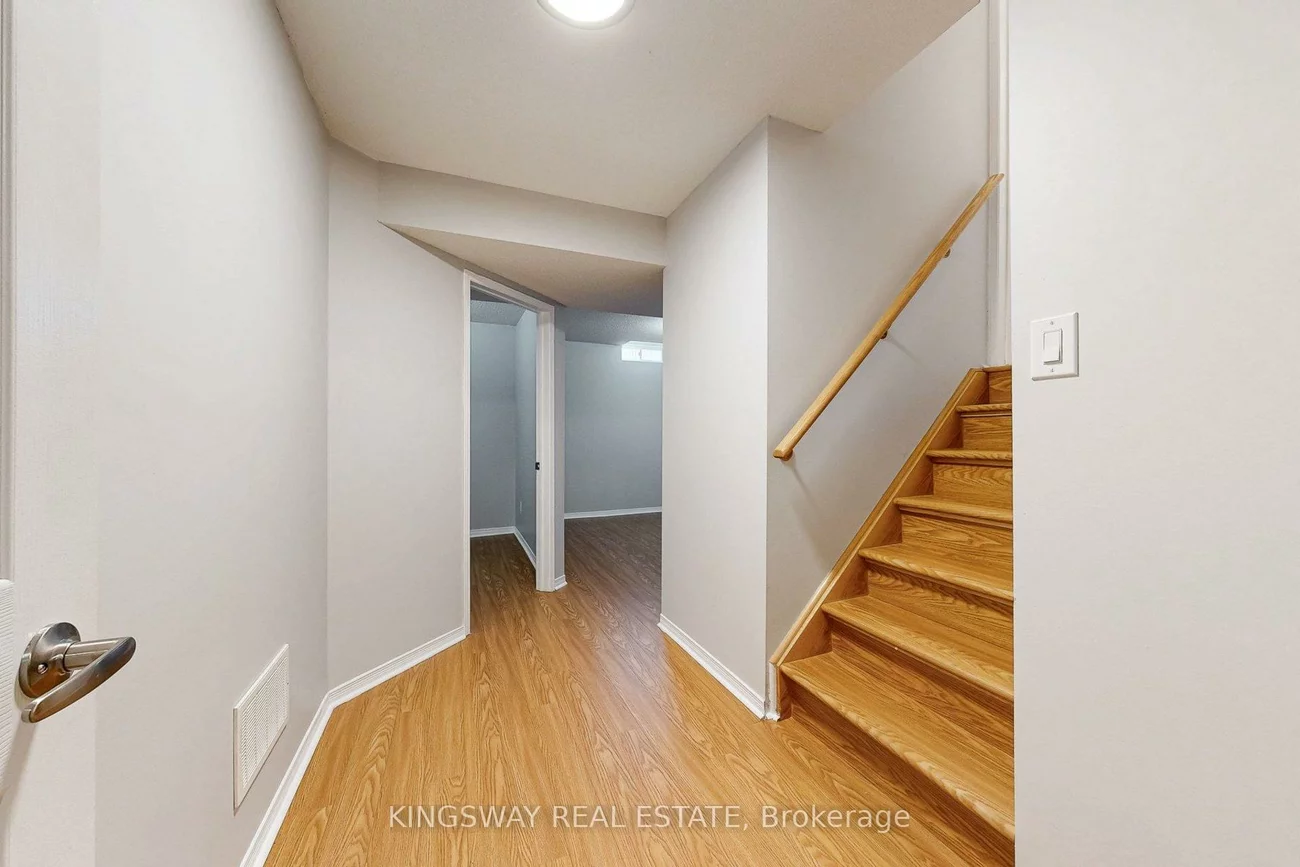 84, Abbotsbury, Credit Valley, Brampton