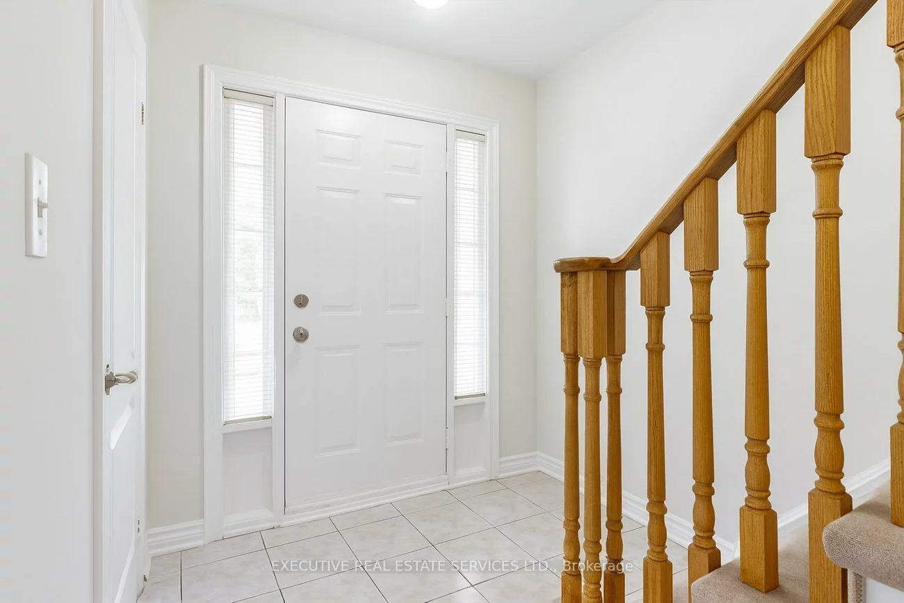 95, Yellow Brick, Brampton North, Brampton