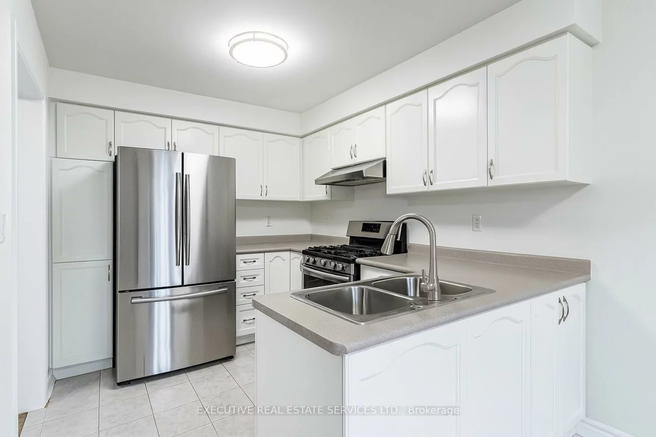 95, Yellow Brick, Brampton North, Brampton