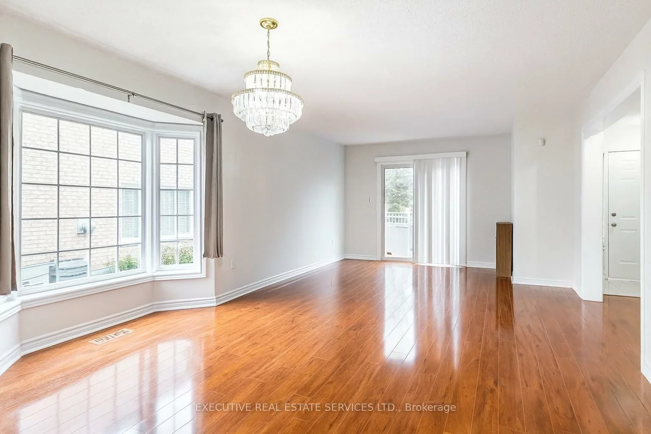 95, Yellow Brick, Brampton North, Brampton