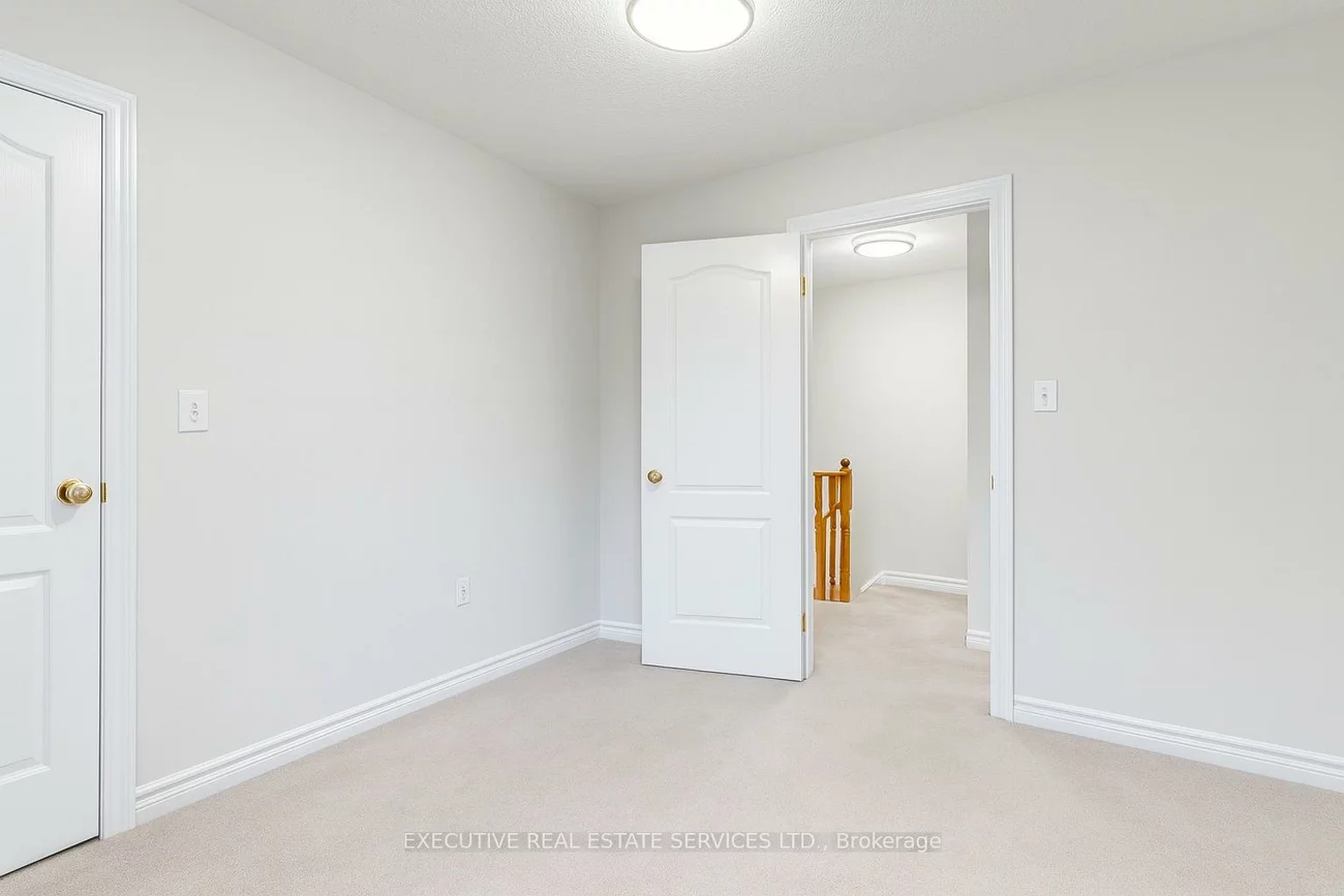 95, Yellow Brick, Brampton North, Brampton