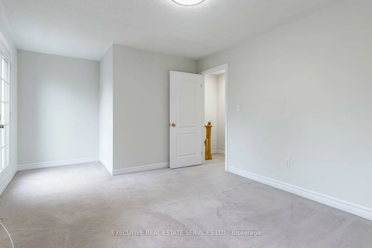 95, Yellow Brick, Brampton North, Brampton