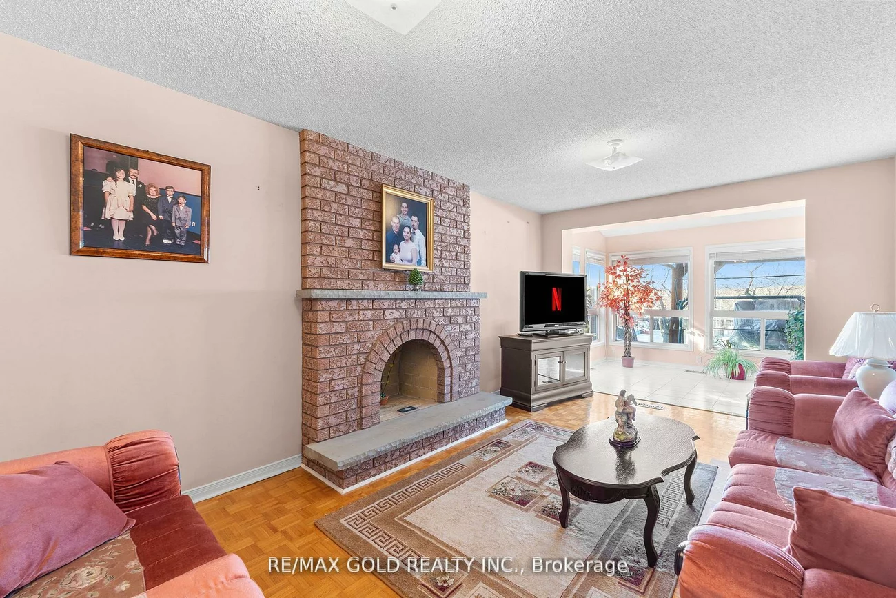 38, Mountainberry, Sandringham-Wellington, Brampton