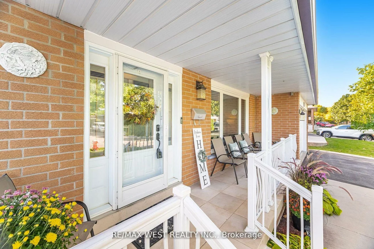 17, Malcolm, Central Park, Brampton