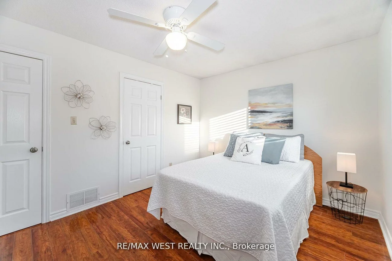 17, Malcolm, Central Park, Brampton