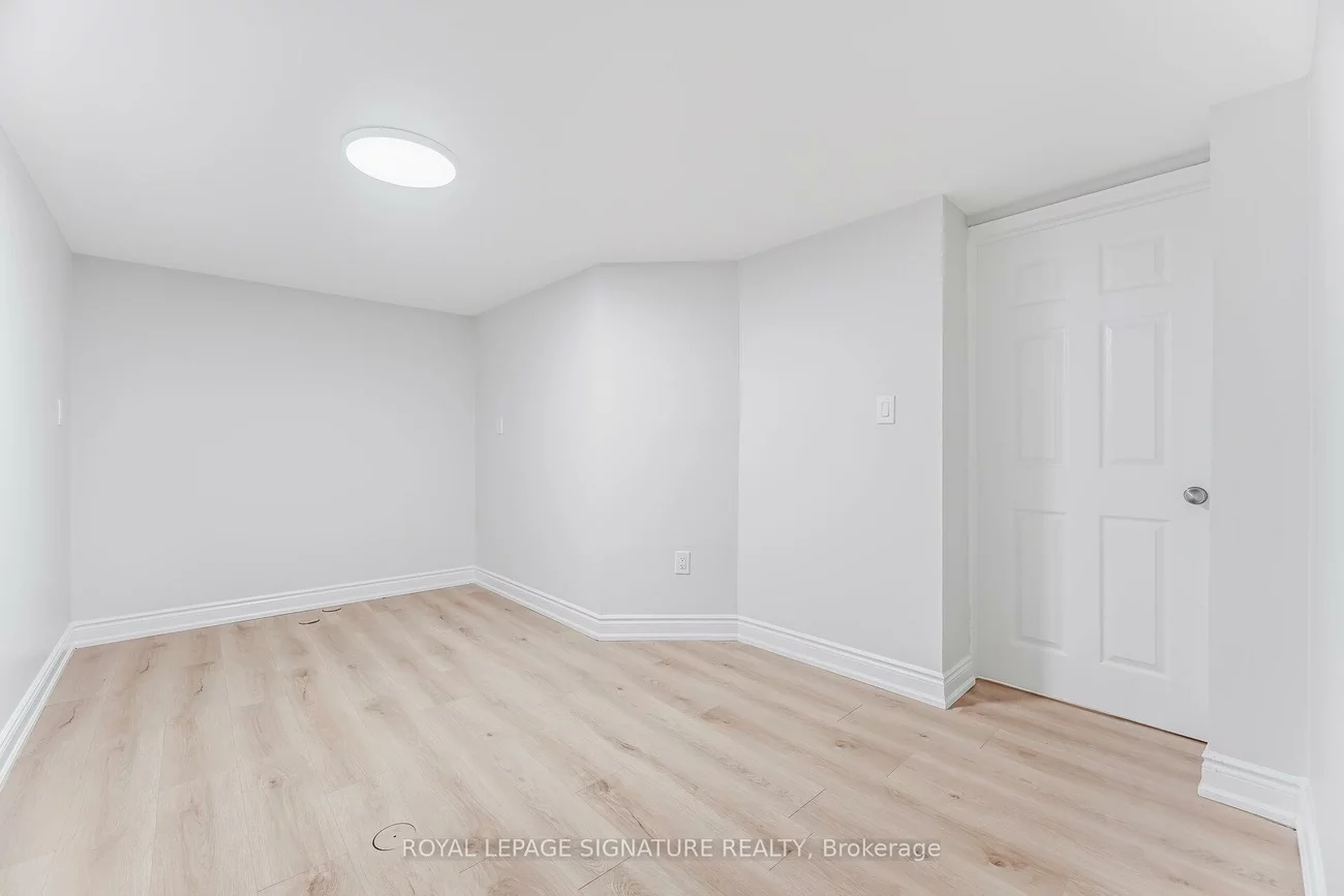 22, Rangeland, Sandringham-Wellington, Brampton