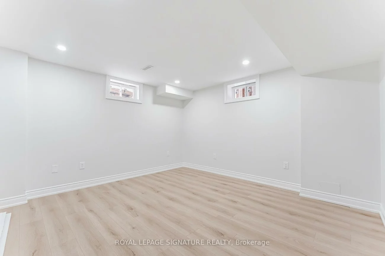 22, Rangeland, Sandringham-Wellington, Brampton