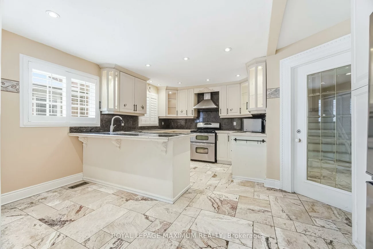 49, Jade, Northgate, Brampton